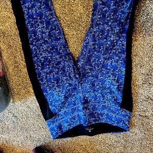 Athleta crop leggings